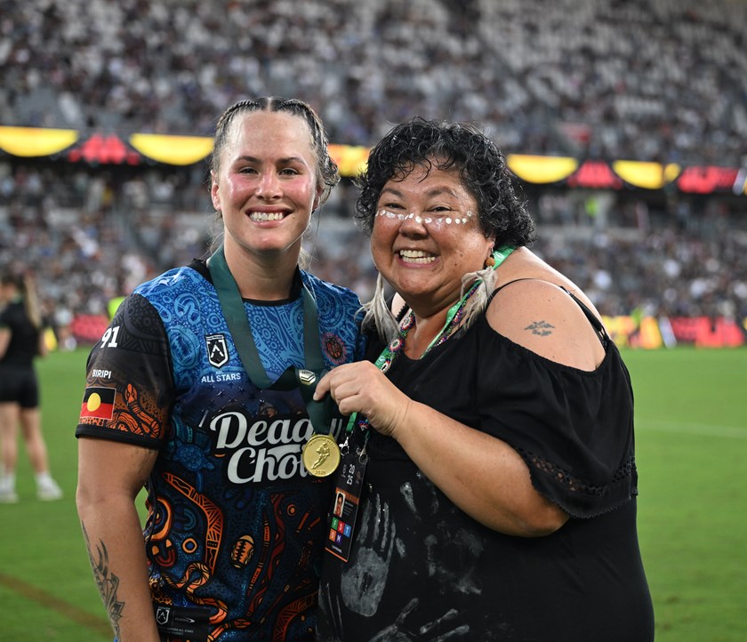 Trish Hina Medal winner Keilee Joseph with Women's Indigenous All Stars cultural advisor Aunty Linda Biumaiwai.