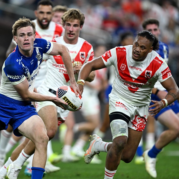 'Fittest bloke I have seen': Dogs unleash Galvin's running game