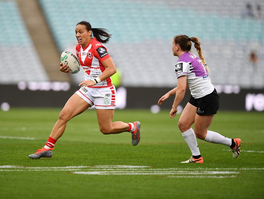 Dragons centre Honey Hireme.