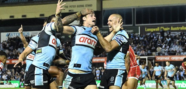 As it happened: Nicho at the double as Sharks sink Dolphins