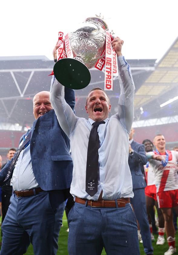 Former Rabbitohs and Dragons halfback Willie Peters, who did his coaching apprenticeship at Souths, Manly and Newcastle, guided Hull KR to their first Challenge Cup win since 1985. 