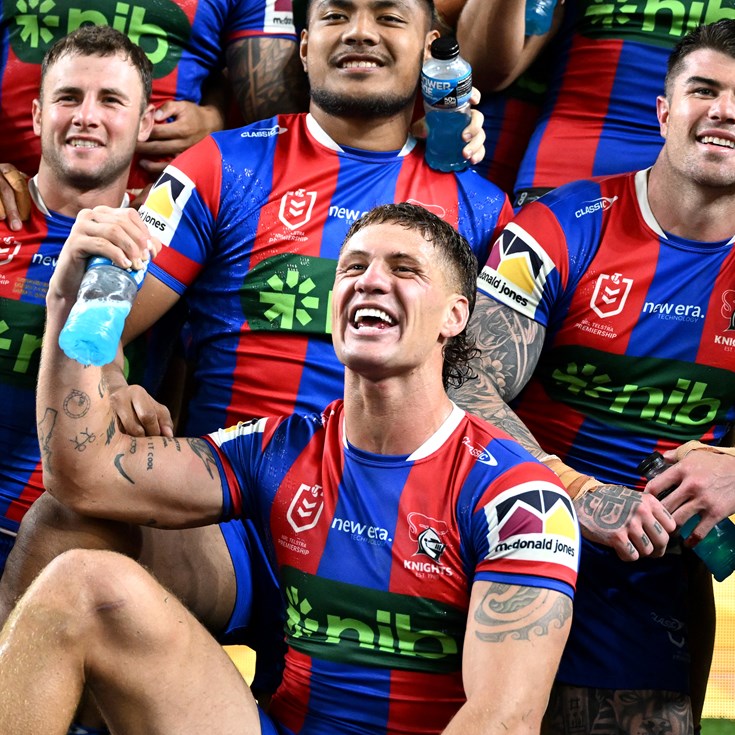 Past winner Ponga among four setting early pace in medal race